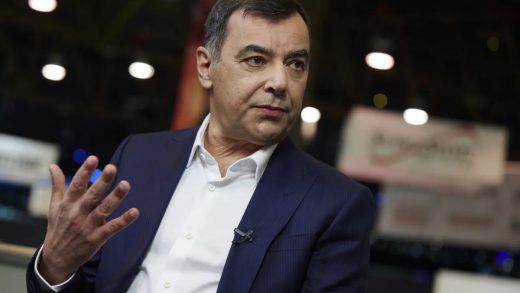 Mobileye CEO Amnon Shashua Steps Aside After Nearly Three Decades as Robotaxi Plans Accelerate
