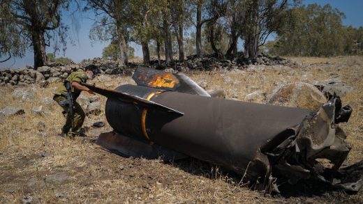 U.S.-Iran Tensions Escalate Over Strait of Hormuz as Ceasefire Collapses