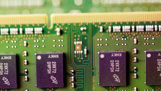 Micron Bounces Back as Memory Chip Price Debate Intensifies